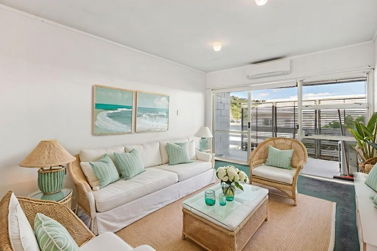 Photo of property in 3/201 Derwent Street, Island Bay, Wellington, 6023