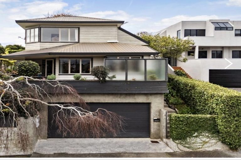 Photo of property in 53 Sentinel Road, Herne Bay, Auckland, 1011