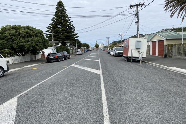 Photo of property in 4/84 Freyberg Street, Lyall Bay, Wellington, 6022