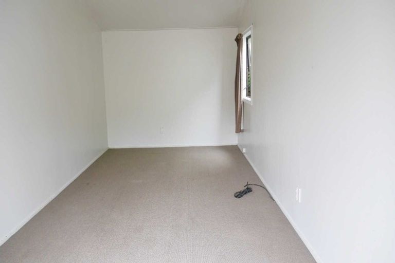 Photo of property in 17 Piko Crescent, Riccarton, Christchurch, 8041