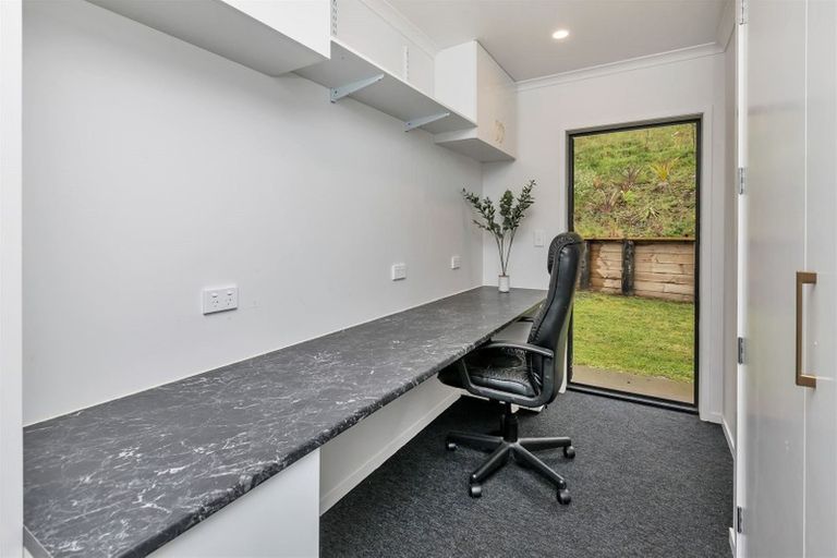 Photo of property in 25 Catherin Servant Close, Maunu, Whangarei, 0110