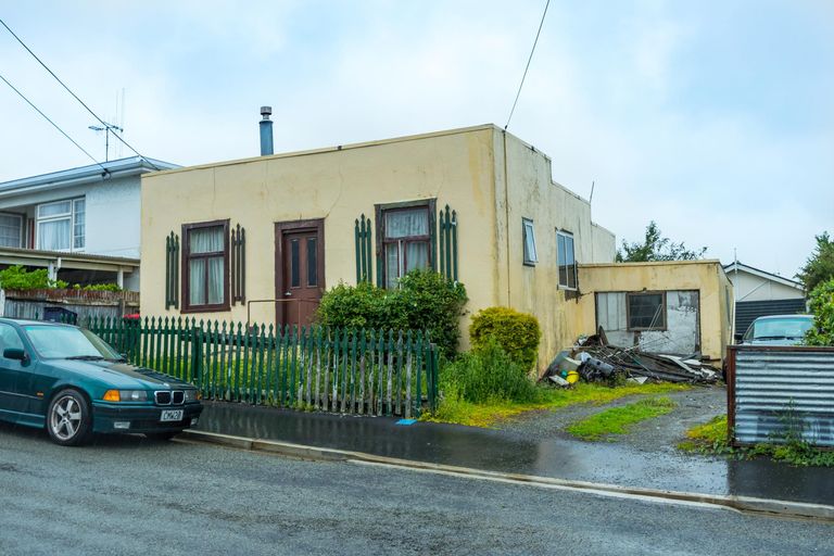 Photo of property in 31 Oxford Street, West End, Timaru, 7910