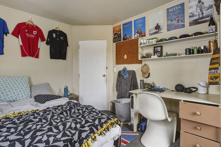 Photo of property in 136 Saint David Street, North Dunedin, Dunedin, 9016