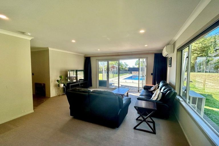 Photo of property in 84 Kent Terrace, Taradale, Napier, 4112
