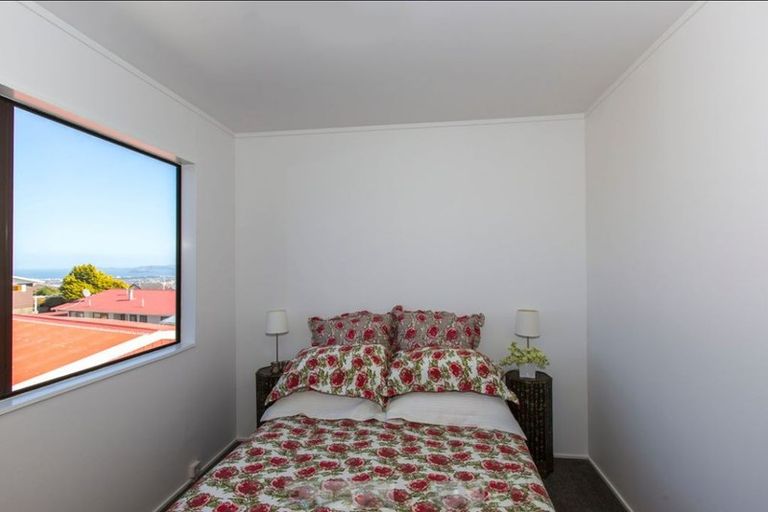 Photo of property in 6b Mossburn Grove, Kelson, Lower Hutt, 5010