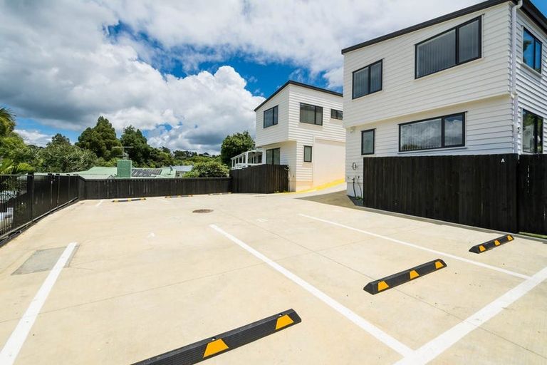 Photo of property in 88d Monarch Avenue, Hillcrest, Auckland, 0627