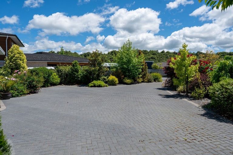 Photo of property in 17 Pukeko Way, Kinloch, Taupo, 3377