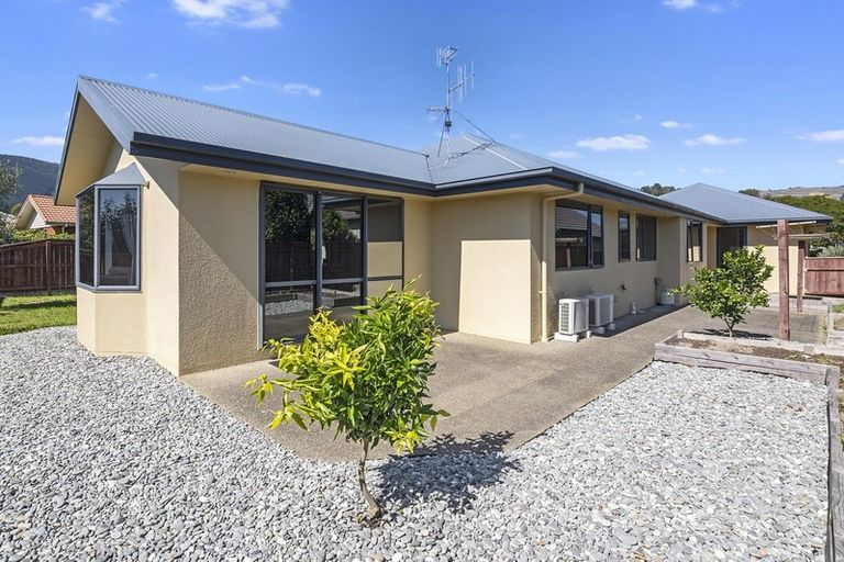 Photo of property in 16 Kingsford Drive, Stoke, Nelson, 7011