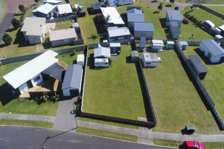 Photo of property in 115 Ngaio Drive, Matarangi, Whitianga, 3592