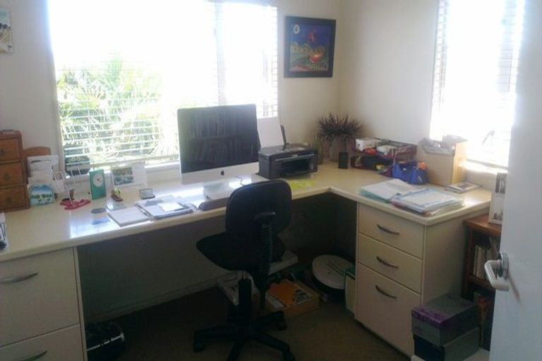 Photo of property in 82b Charles Street, Westshore, Napier, 4110