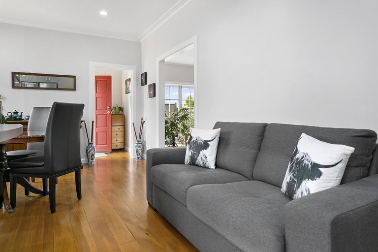 Photo of property in 25 Burwood Road, Matamata, 3400