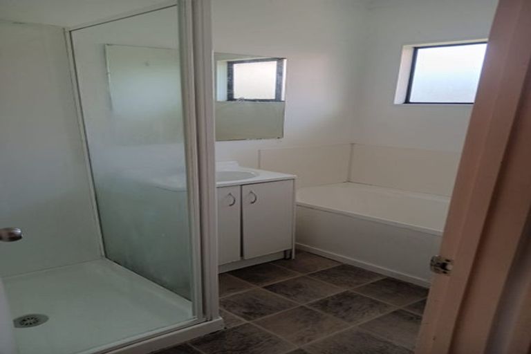 Photo of property in 137 Russell Road, Manurewa, Auckland, 2102