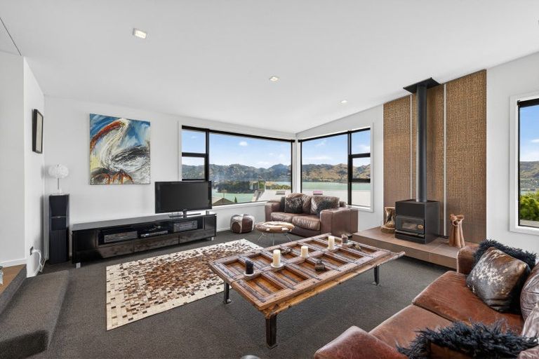 Photo of property in 106 Bayview Road, Charteris Bay, Lyttelton, 8971