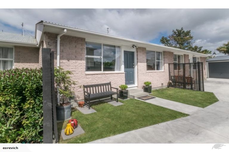 Photo of property in 3/25 Whitmore Street, Edgeware, Christchurch, 8013