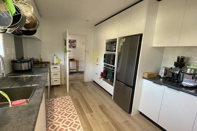 Photo of property in 295c Huatoki Street, Upper Vogeltown, New Plymouth, 4310