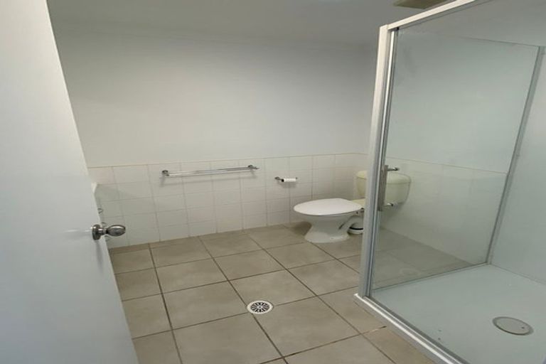 Photo of property in St Claire Village, 121/172 Mcleod Road, Te Atatu South, Auckland, 0610