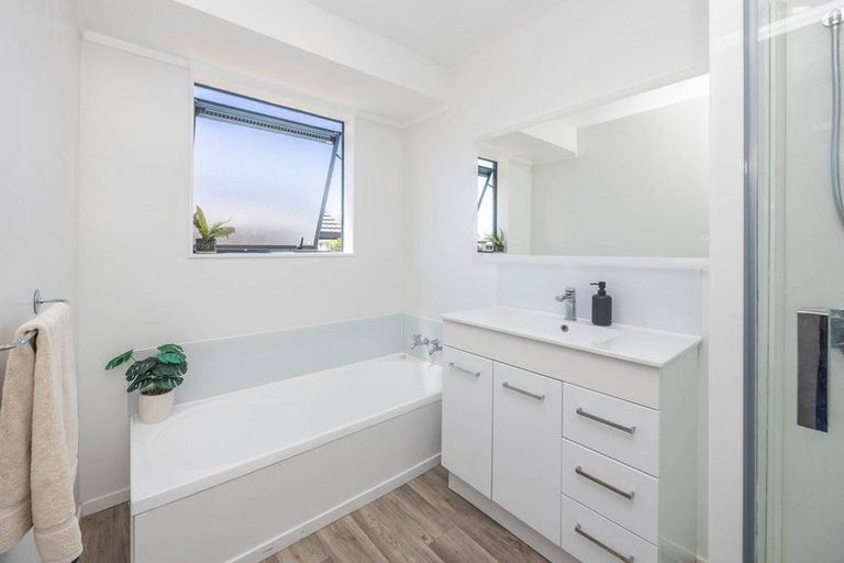 Photo of property in 3 Lloyd Drive, Nawton, Hamilton, 3200