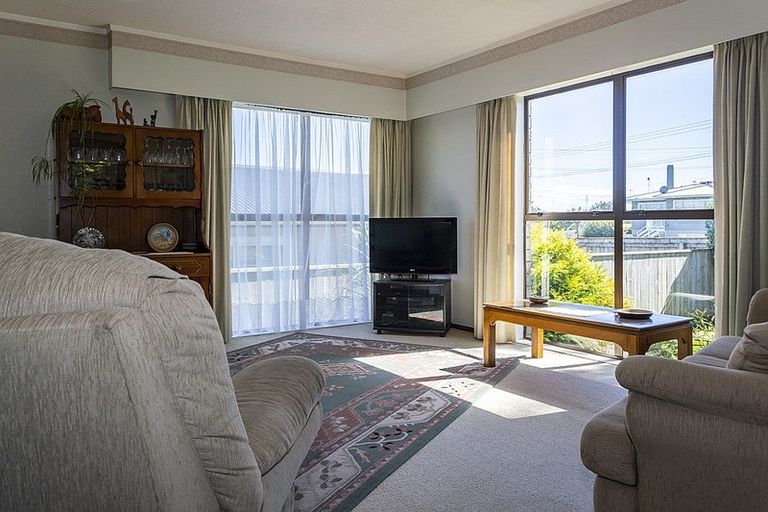 Photo of property in 174 Ngamotu Road, Spotswood, New Plymouth, 4310