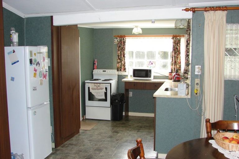 Photo of property in 254 Dunns Road, Otatara, Invercargill, 9879