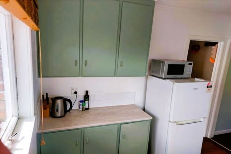 Photo of property in 4/162 Onewa Road, Northcote, Auckland, 0627