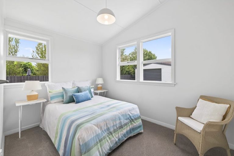 Photo of property in 55 Morrison Avenue, Northcote, Christchurch, 8052