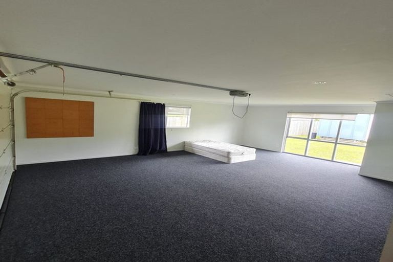 Photo of property in 8 Wells Place, Whitianga, 3510