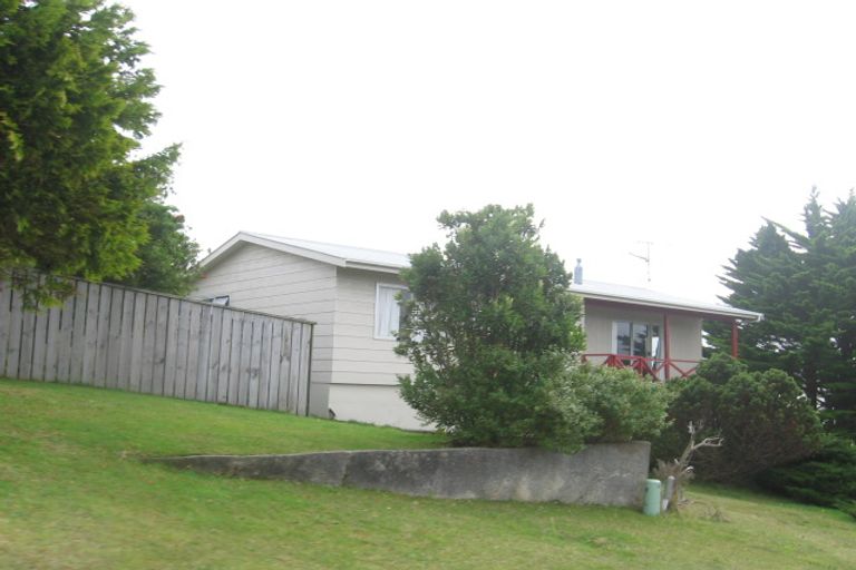 Photo of property in 10 Parkinson Close, Whitby, Porirua, 5024
