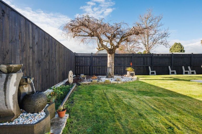 Photo of property in 28 Cascade Crescent, Westbrook, Palmerston North, 4412