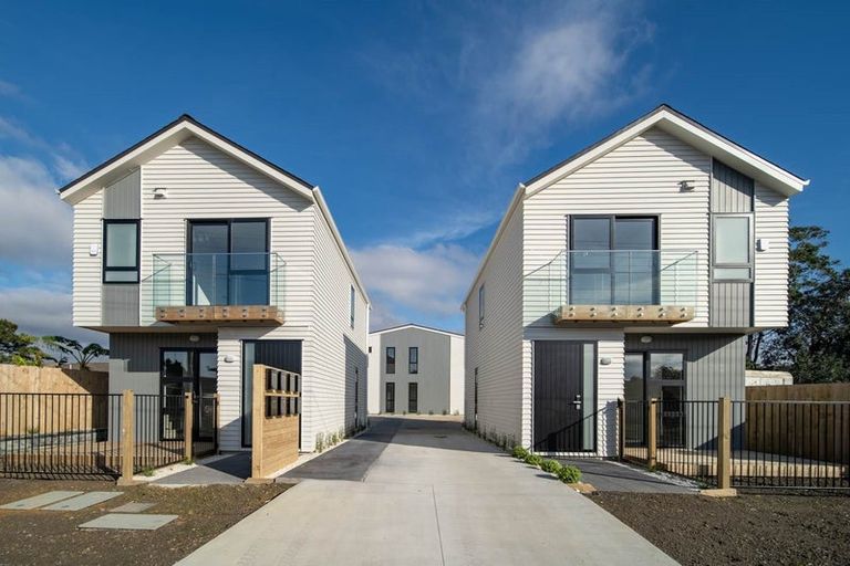 Photo of property in 2/4 Bittern Place, Henderson, Auckland, 0610