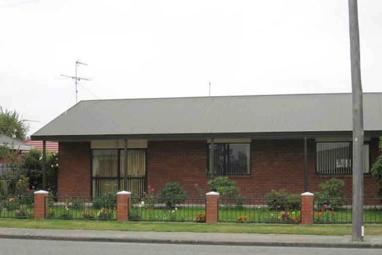 Photo of property in 17 Manchester Street, Tinwald, Ashburton, 7700