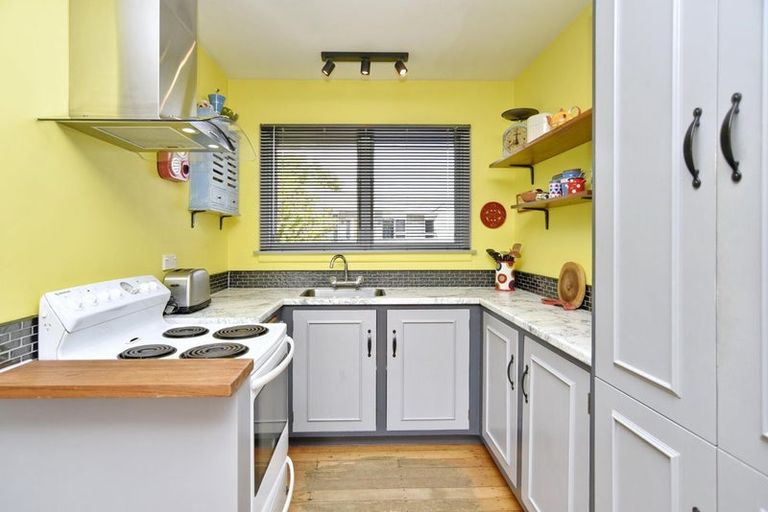 Photo of property in 30 Damien Place, Bromley, Christchurch, 8062