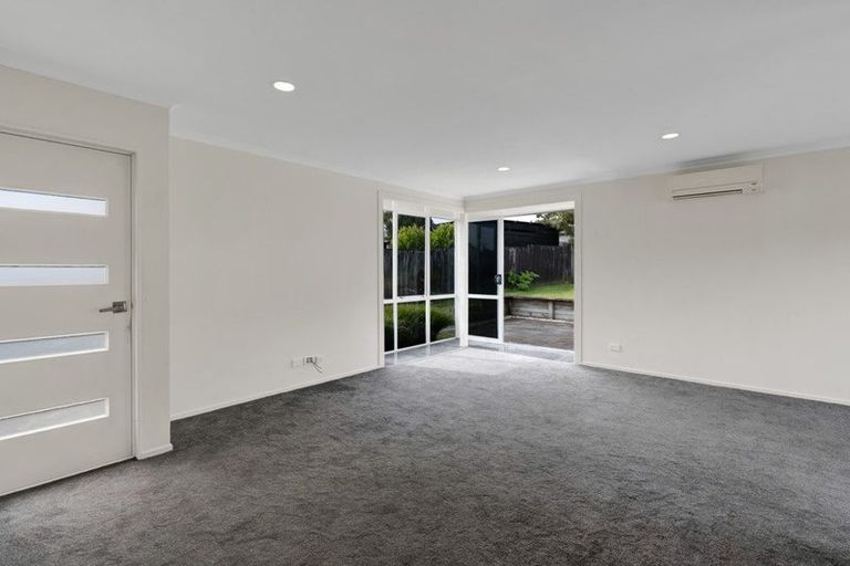 Photo of property in 25 Silvan Place, Bell Block, New Plymouth, 4312