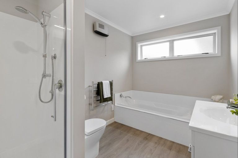 Photo of property in 4d Read Crescent, Clive, 4102