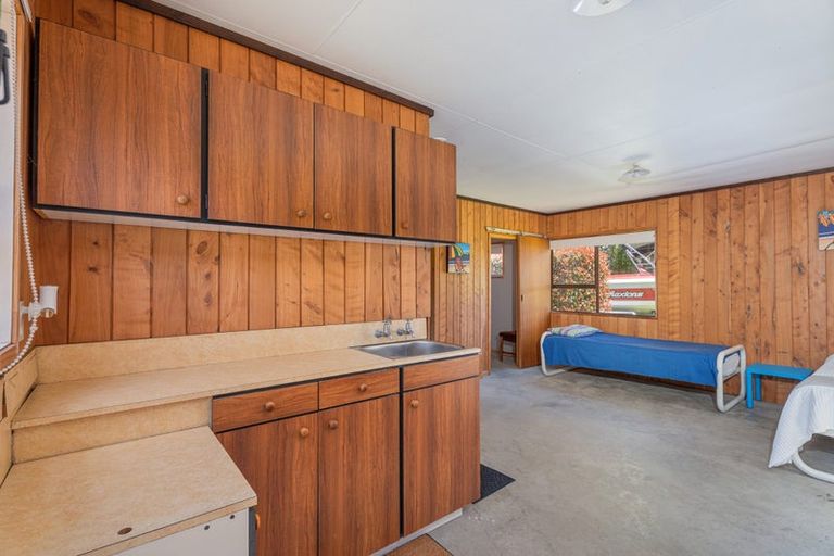 Photo of property in 45 Oyster Drive, Cooks Beach, Whitianga, 3591