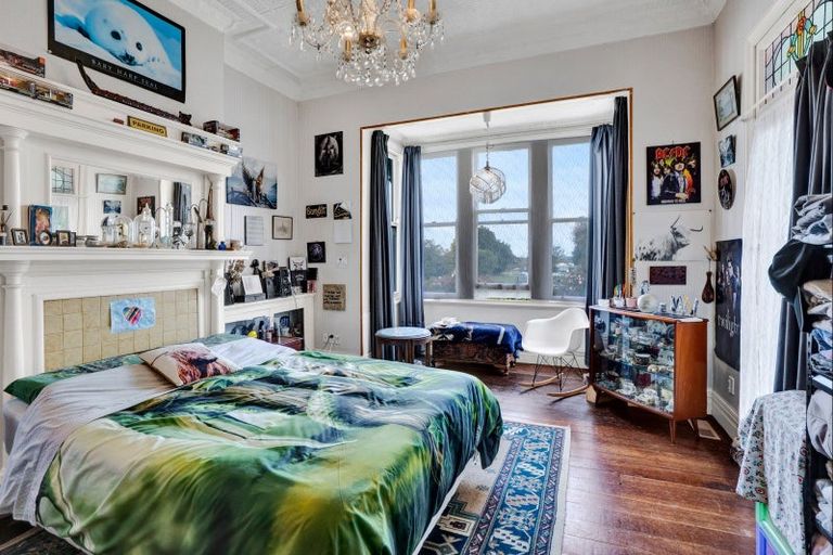 Photo of property in 18 Mills Street, Eltham, 4322