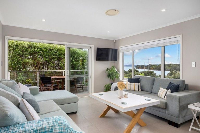 Photo of property in 40 Weatherly Drive, Beachlands, Auckland, 2018