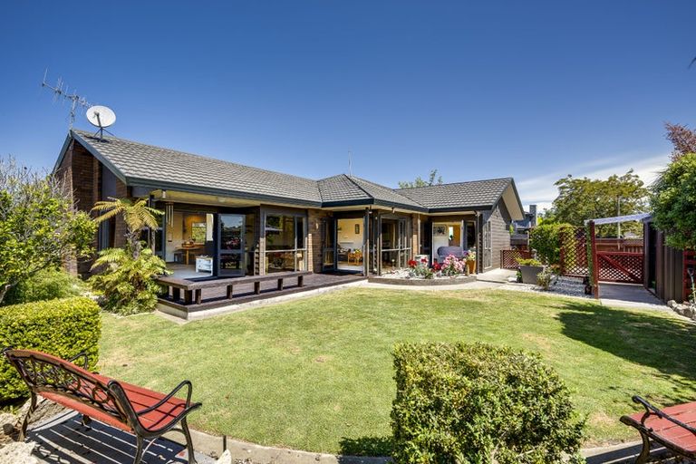 Photo of property in 1 Hyatt Grove, Greenmeadows, Napier, 4112