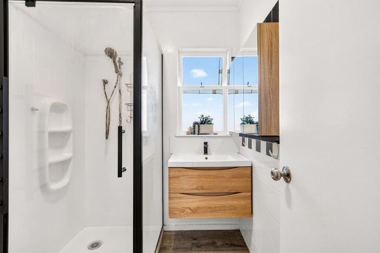 Photo of property in 6 Cambridge Street, Putaruru, 3411