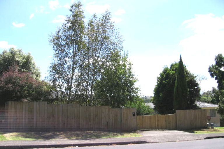 Photo of property in 20 Castleton Street, Birkdale, Auckland, 0626