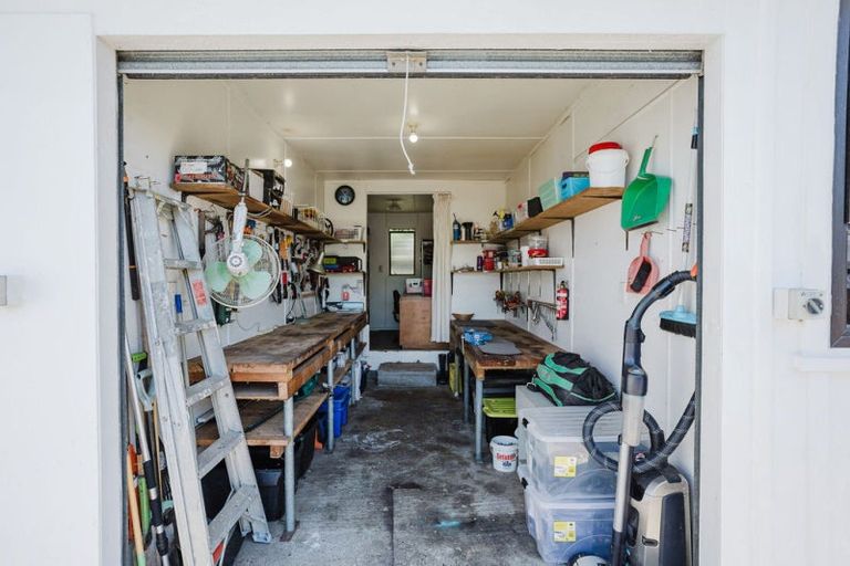 Photo of property in 5 Beedie Street, Dannevirke, 4930