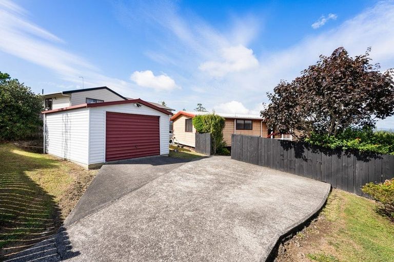 Photo of property in 26 Hale Crescent, Bayview, Auckland, 0629
