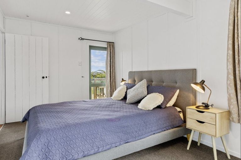 Photo of property in 14a Weka Road, Waipahihi, Taupo, 3330