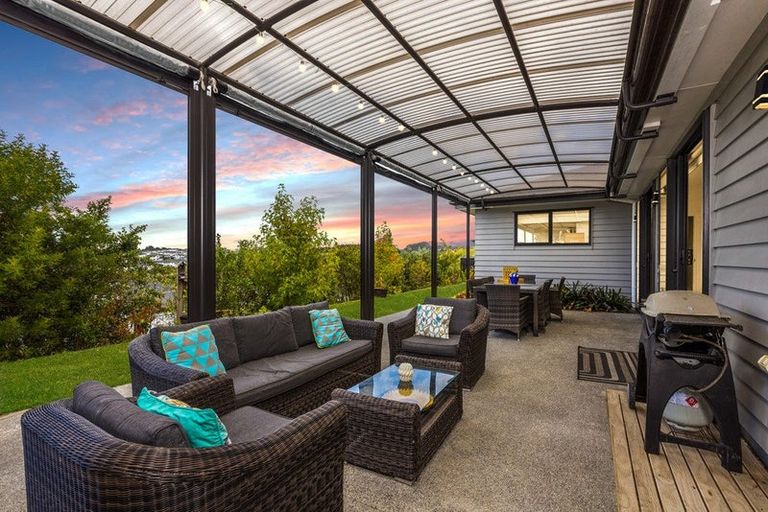 Photo of property in 69 Harvest Avenue, Orewa, 0931