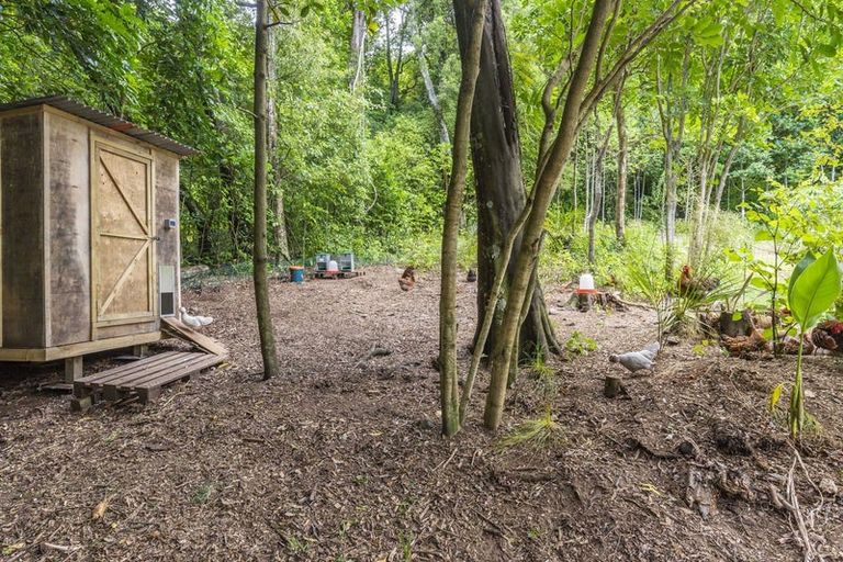 Photo of property in 103 Huia Street, Waikanae, 5391