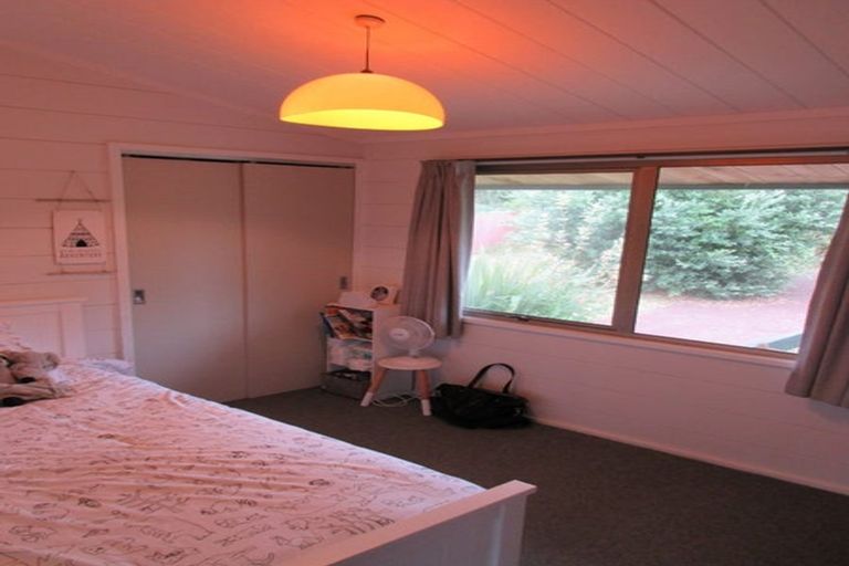 Photo of property in 120 Tutere Street, Waikanae Beach, Waikanae, 5036