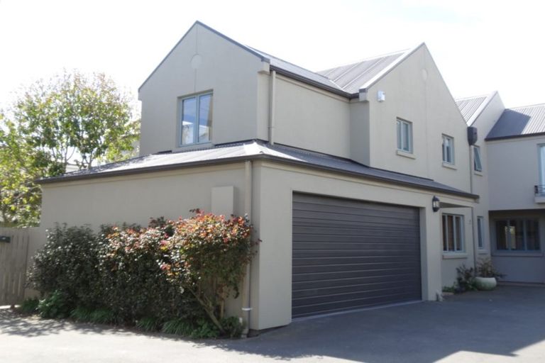 Photo of property in 4/104 Papanui Road, Merivale, Christchurch, 8014