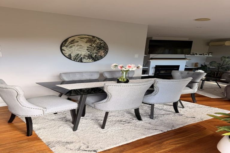 Photo of property in 30 Spencer Street, Crofton Downs, Wellington, 6035