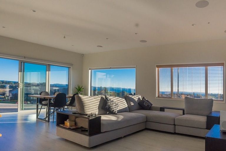 Photo of property in 25 Woodridge Drive, Stanmore Bay, Whangaparaoa, 0932