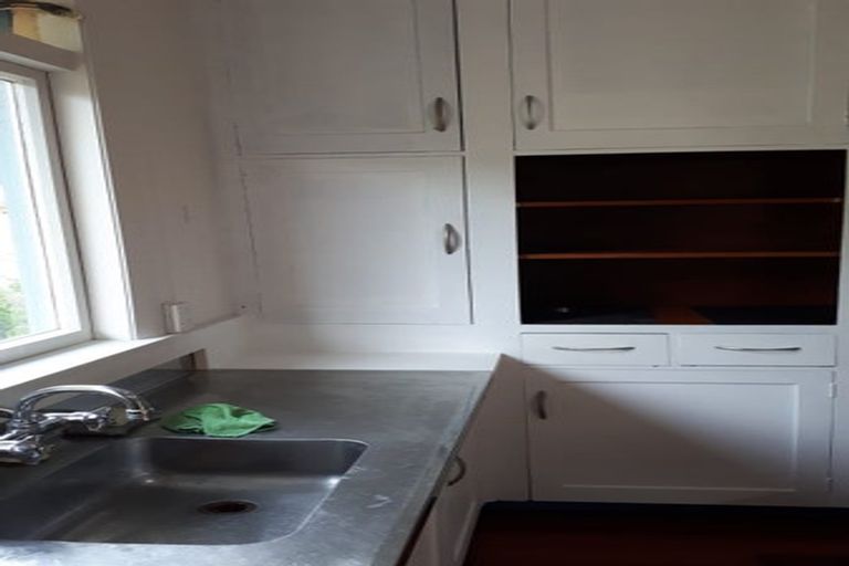 Photo of property in 2 Hooker Avenue, Hospital Hill, Napier, 4110