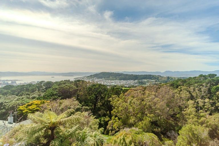 Photo of property in 118 Ohiro Road, Brooklyn, Wellington, 6021